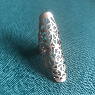 Vrolijke silverplated verstelbare ring in fantasie-vorm